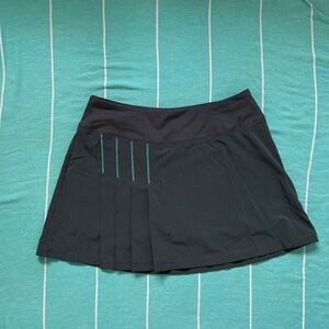Black Pleated Women's Tennis Skirt